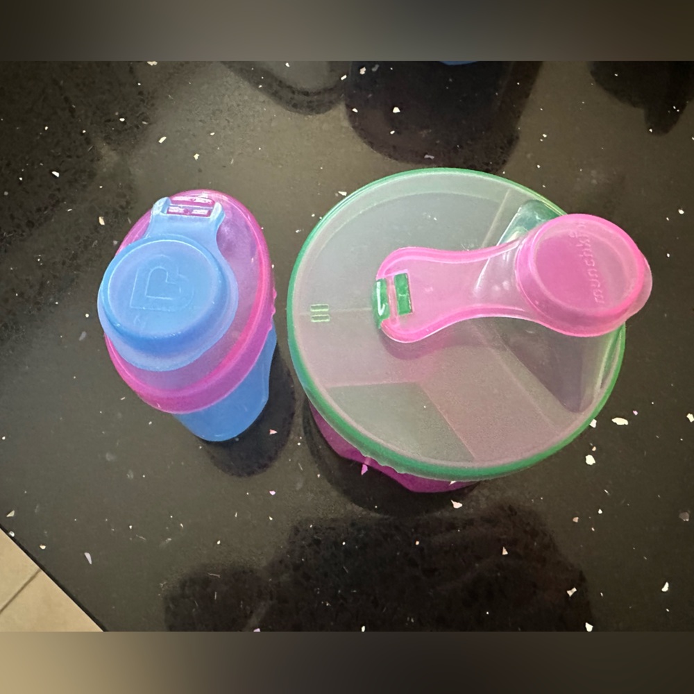 Formula dispenser